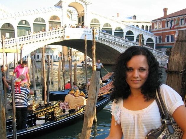 Nudist Couple on Holiday in Italy Venezia