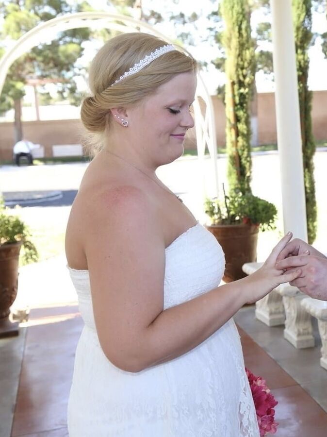 Gwen, a slut wife from Illinois