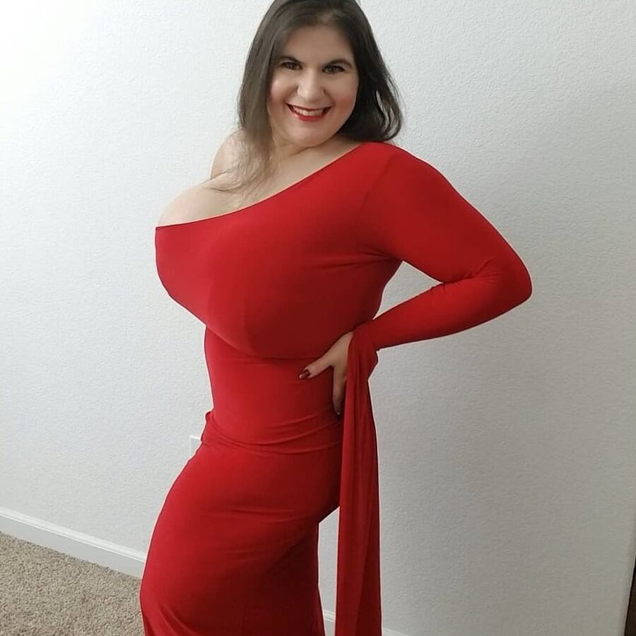 Gorgeous Milf (coroa potranca)