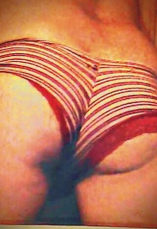 Sissy is trying to transform into a sexy girl