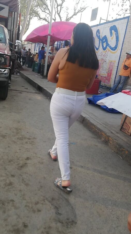 Caminando nalgas