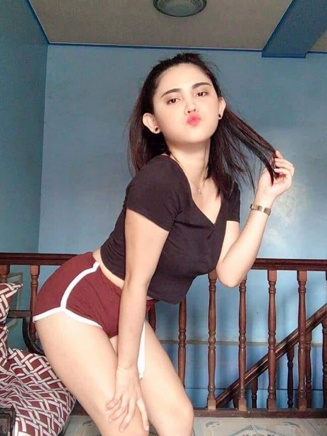 HOW WOULD YOU FUCK JAM THE BIG BREASTED BIG ASS GIRL.?