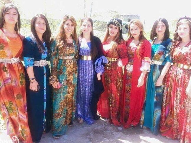 Kurdish woman awesome boobs (arabian)