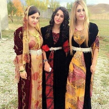 Kurdish woman awesome boobs (arabian)