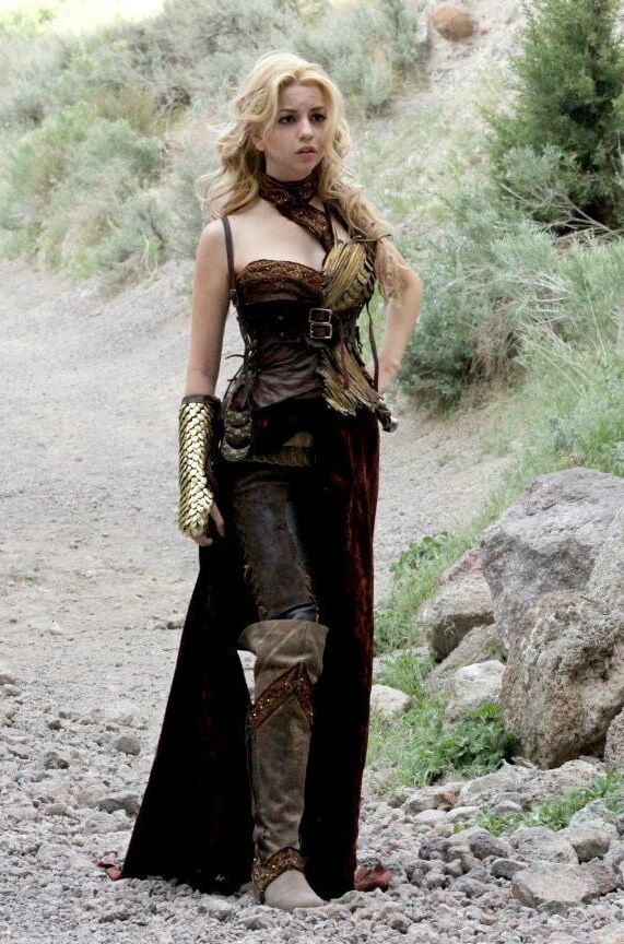 Masiela Lusha obsession