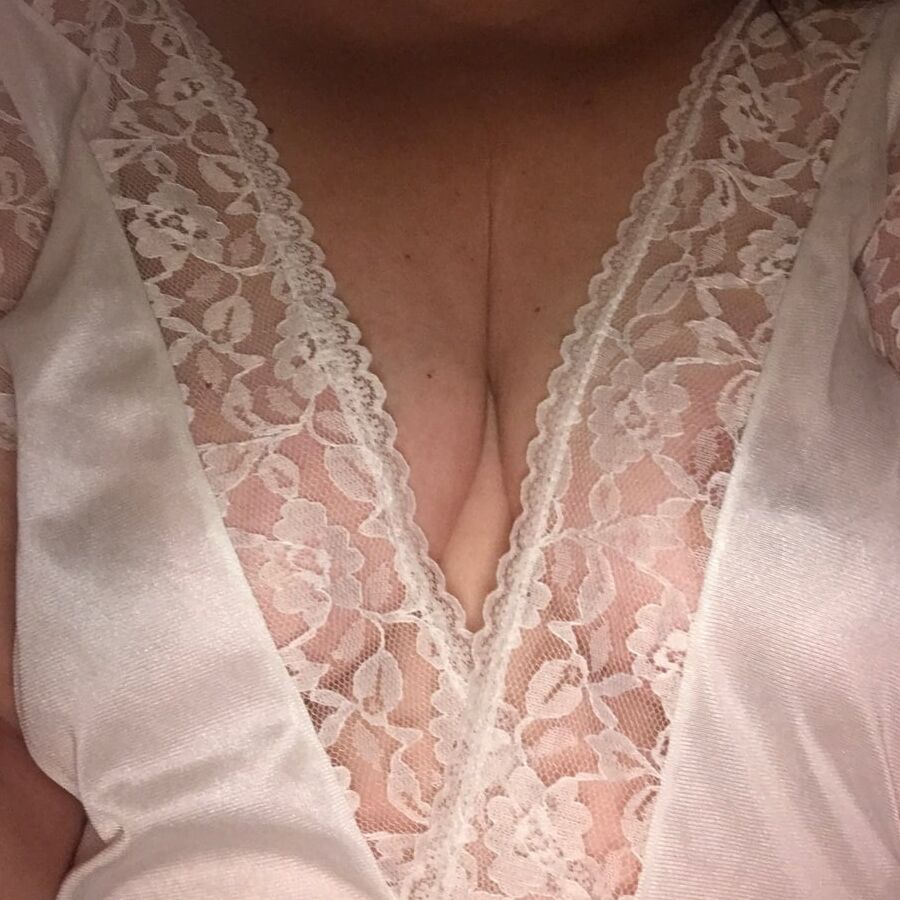 Sex Starved Mom