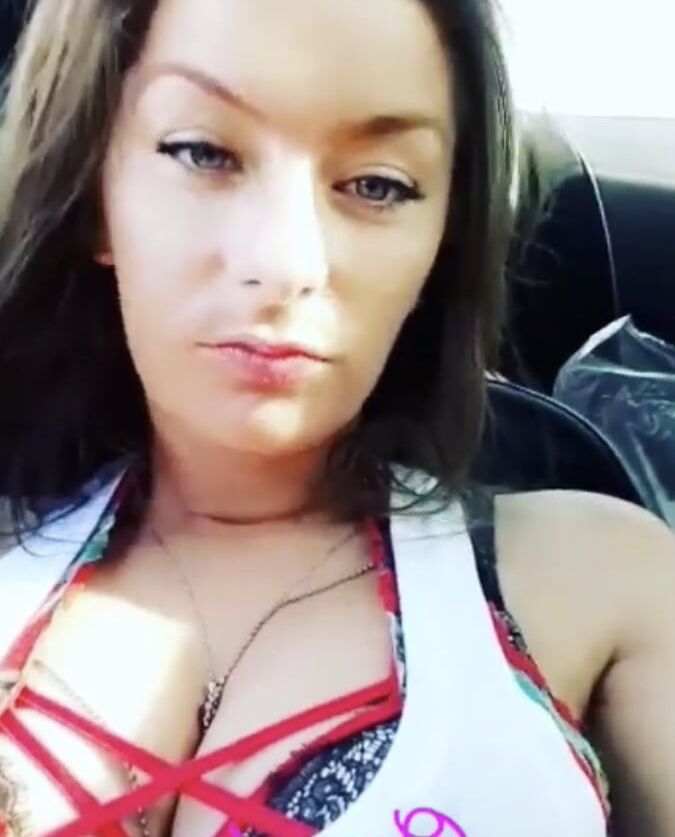 Detroit, MI Girl With Long Hair