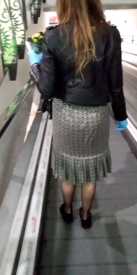 Gorgeous young woman ass
