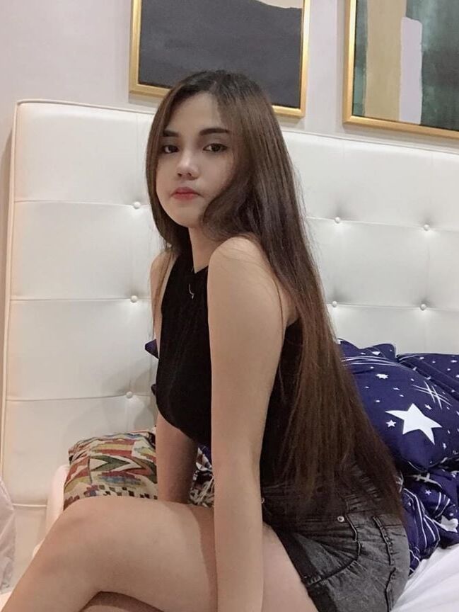 HOW WOULD YOU FUCK JAM THE BIG BREASTED BIG ASS GIRL.?