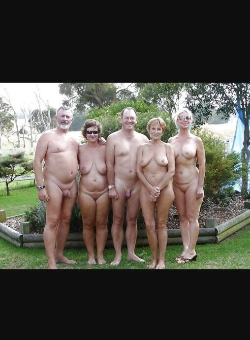COUPLES NAKED