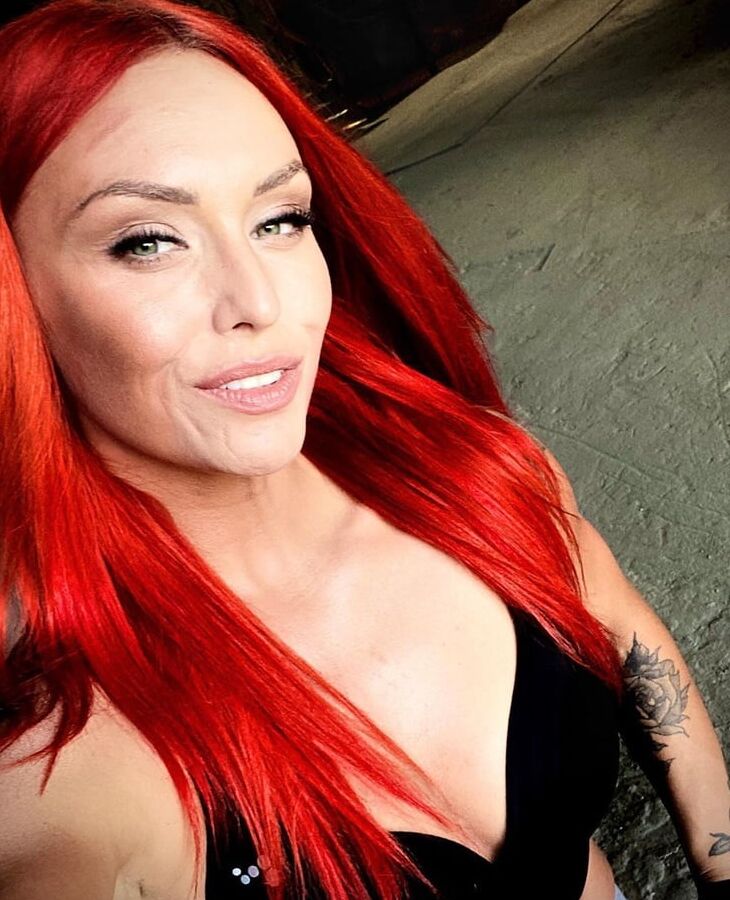 Joanna Ruda Red Lazer Redhead Polish Celeb Singer