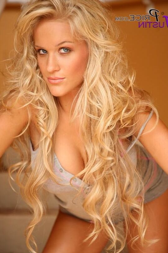 Famous Former Hugh Hef Playmate MILF - Natalie