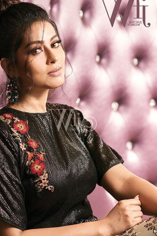 Desi Actress