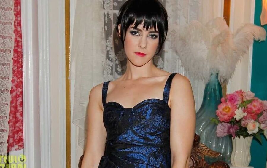 Jena Malone My Type.