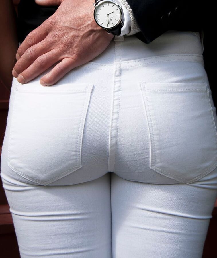 More nice tight pants