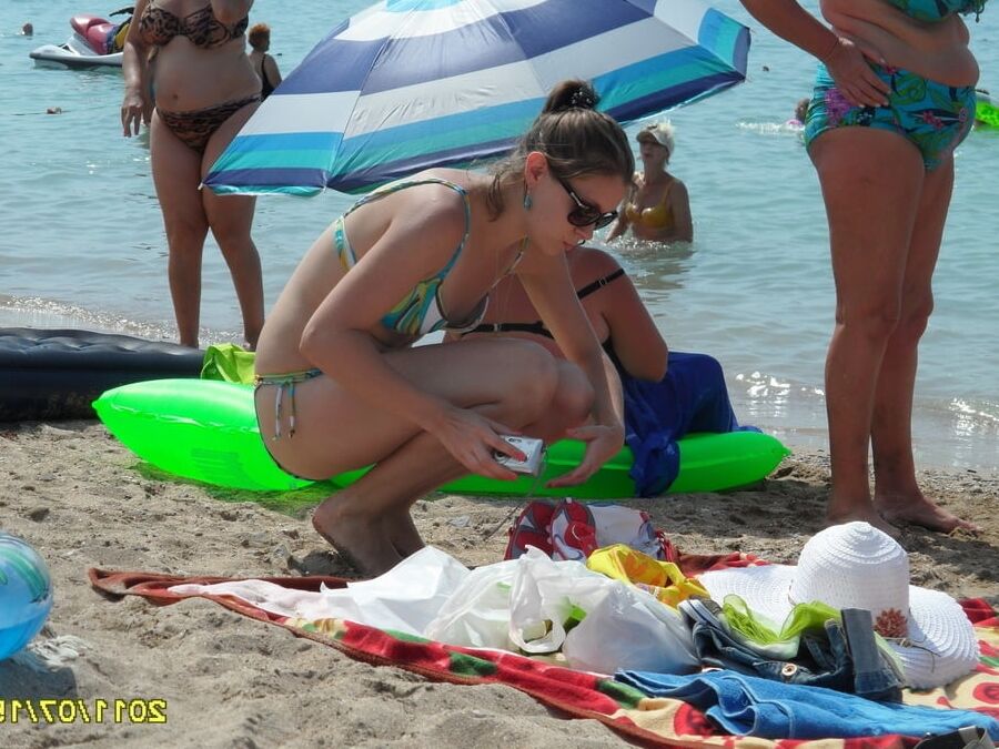 Voyeurisme furtif a la plage