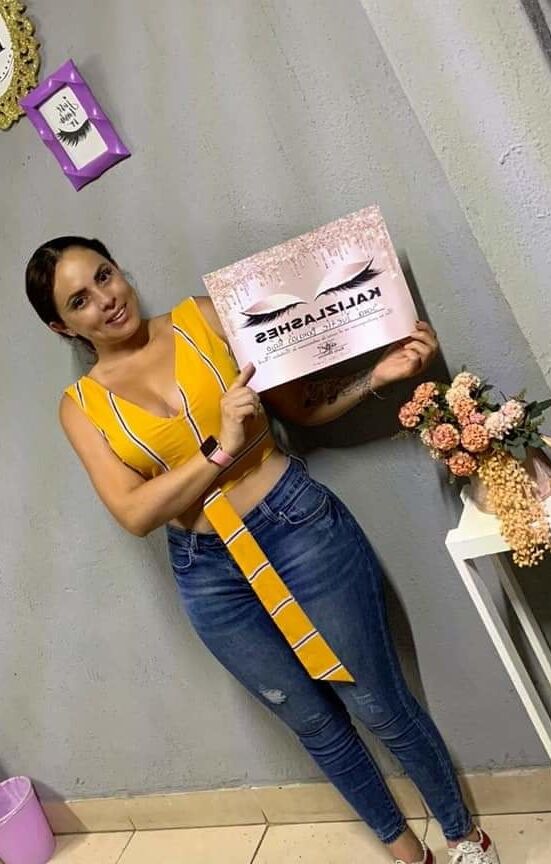 Sara rojo