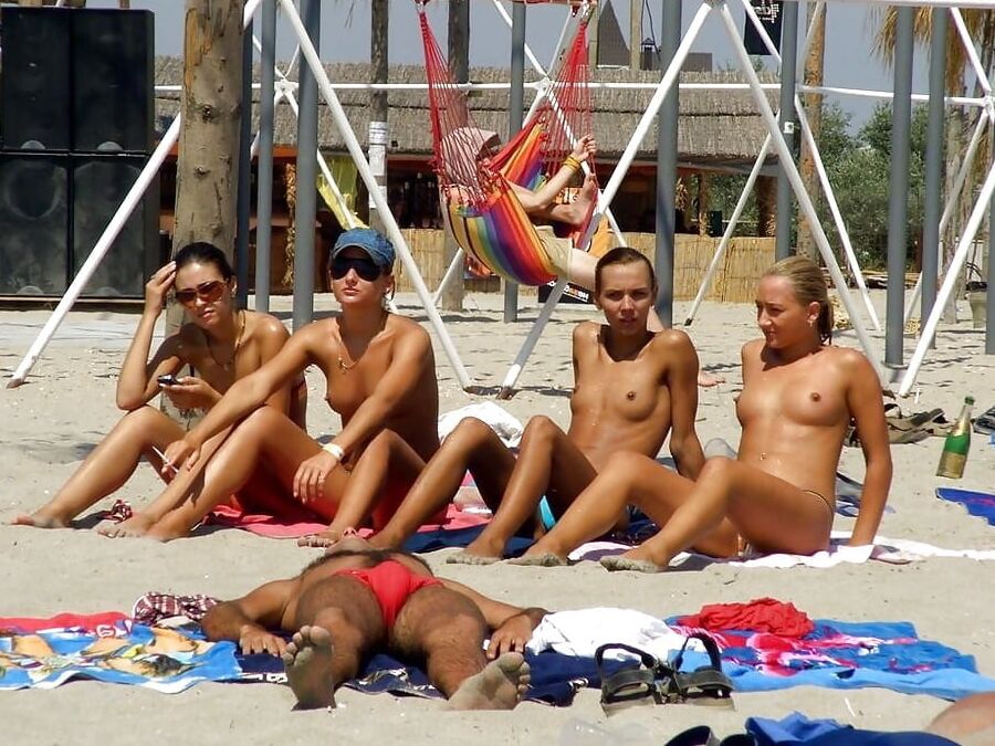 play girls