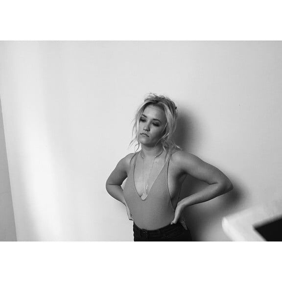 Celebrity Boobs - Emily Osment