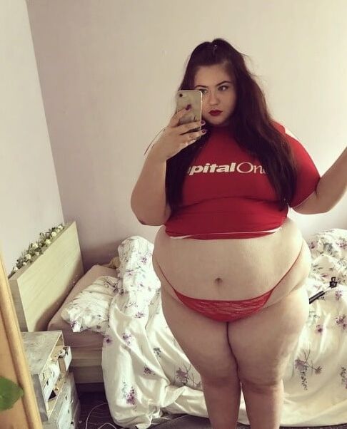 Fat Chicks With Deceptively Thin Faces