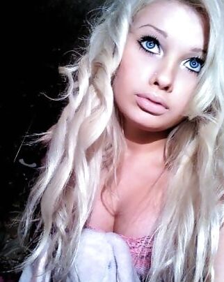 Exposed - Comment this Blonde who Loves Cum on Face