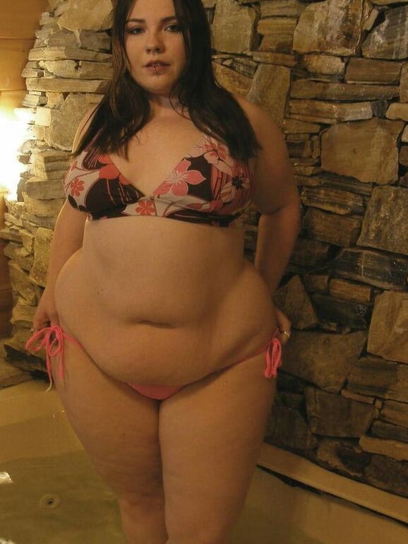 Fat Chicks With Deceptively Thin Faces