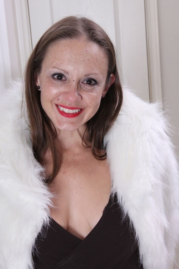 White Milf &amp; Mature Pussy (Lite)
