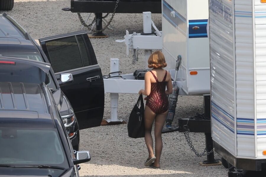 Elizabeth Olsen hot