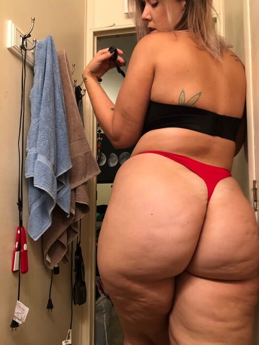 Julie Johnson Cellulite ass thigh GODESS Teasing