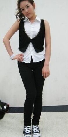 Exposed asian escort Taye Yong