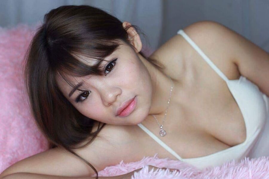 Hong Kong Model Bonnie Chan