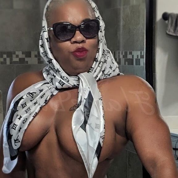 Flame Muscle Diva