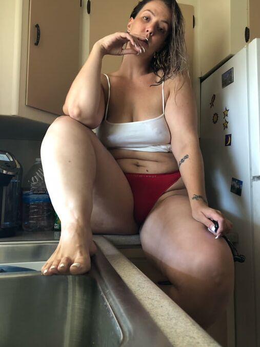 Julie Johnson Cellulite ass thigh GODESS Teasing
