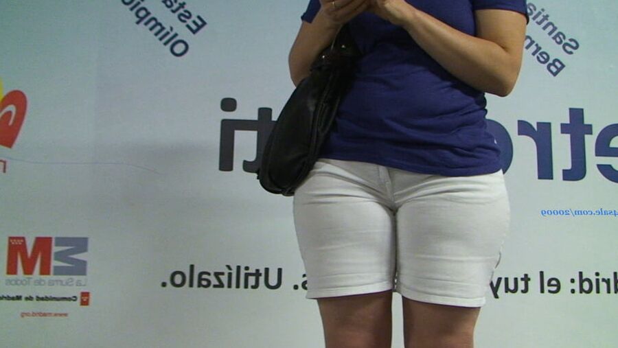 delicious spanish PAWG in tight jeans