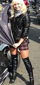 Heels, pantyhose and legs of ex-GF