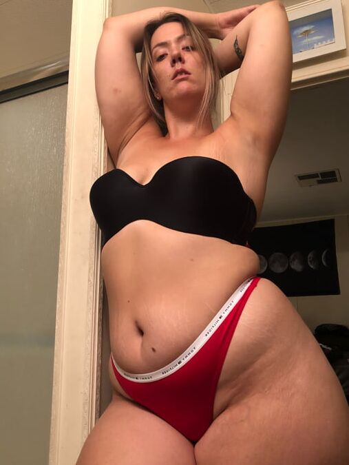Julie Johnson Cellulite ass thigh GODESS Teasing
