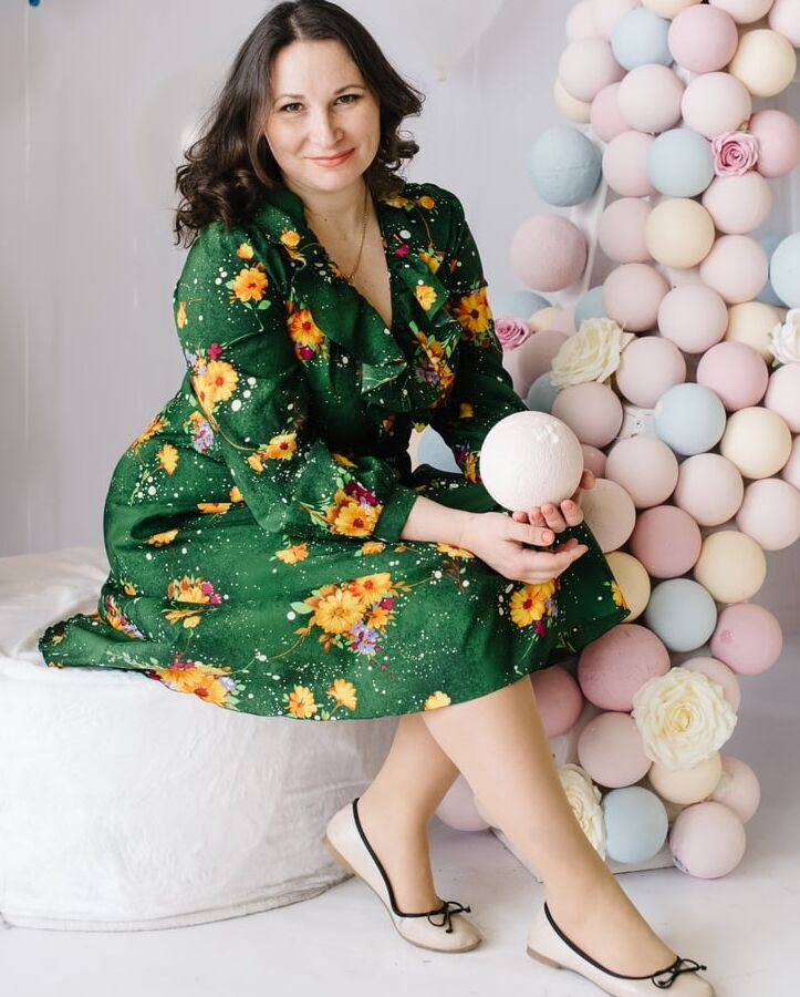 Pantyhosed Rusian MILFs to Fuck