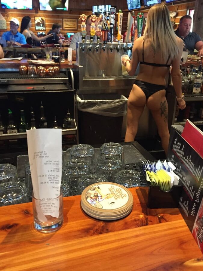 nice ass thong bartenders twin peaks