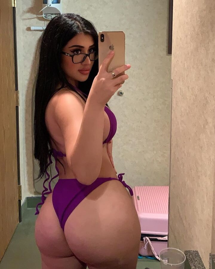 Paki Student Henna Selfahot Sexy Photos