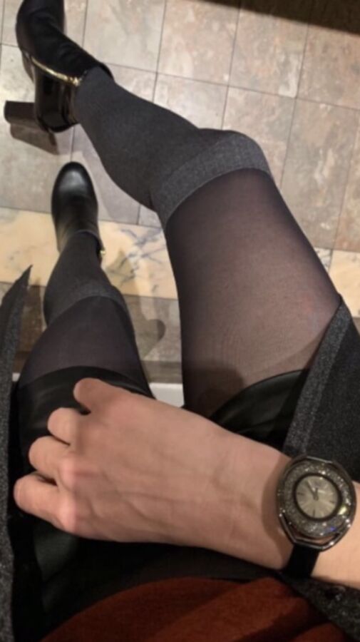 Todays Wank Target..Bangin Nylon Pussy Babe With Sexy Tongue