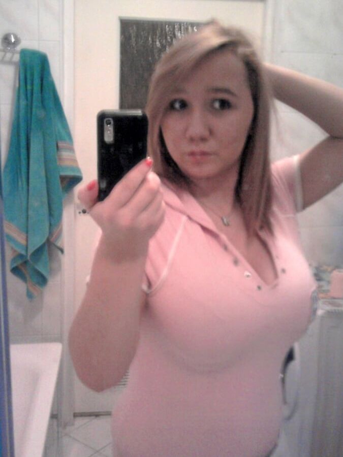 Exposed Kamilka young polish webwhore!