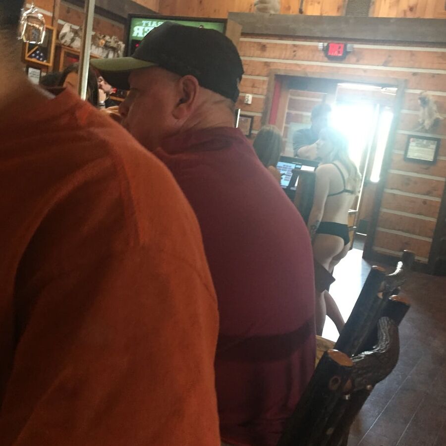 nice ass thong bartenders twin peaks