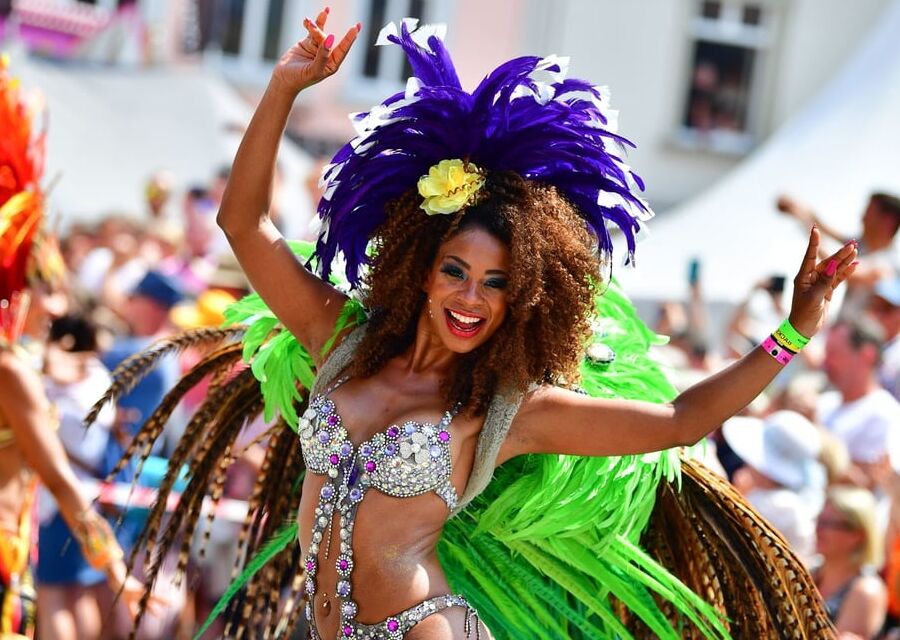 Japanese samba girls