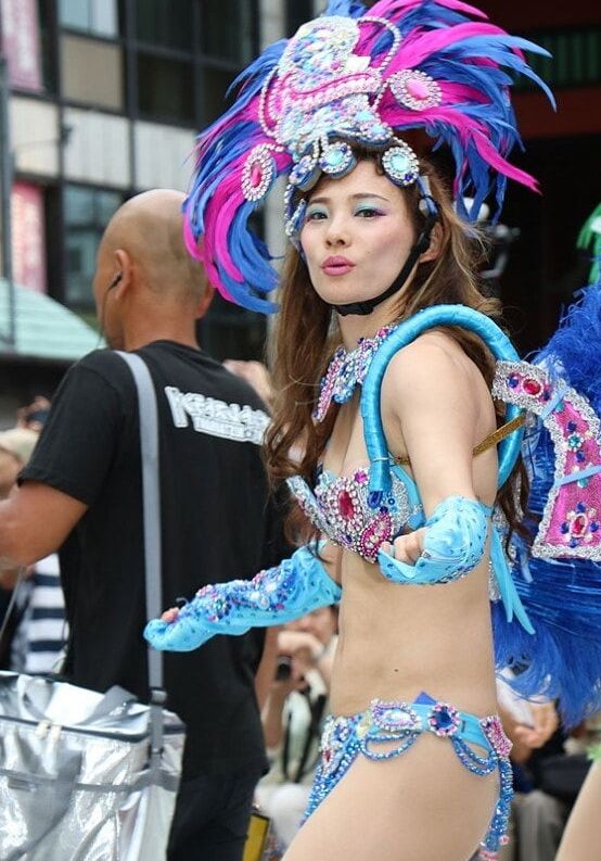Japanese samba girls