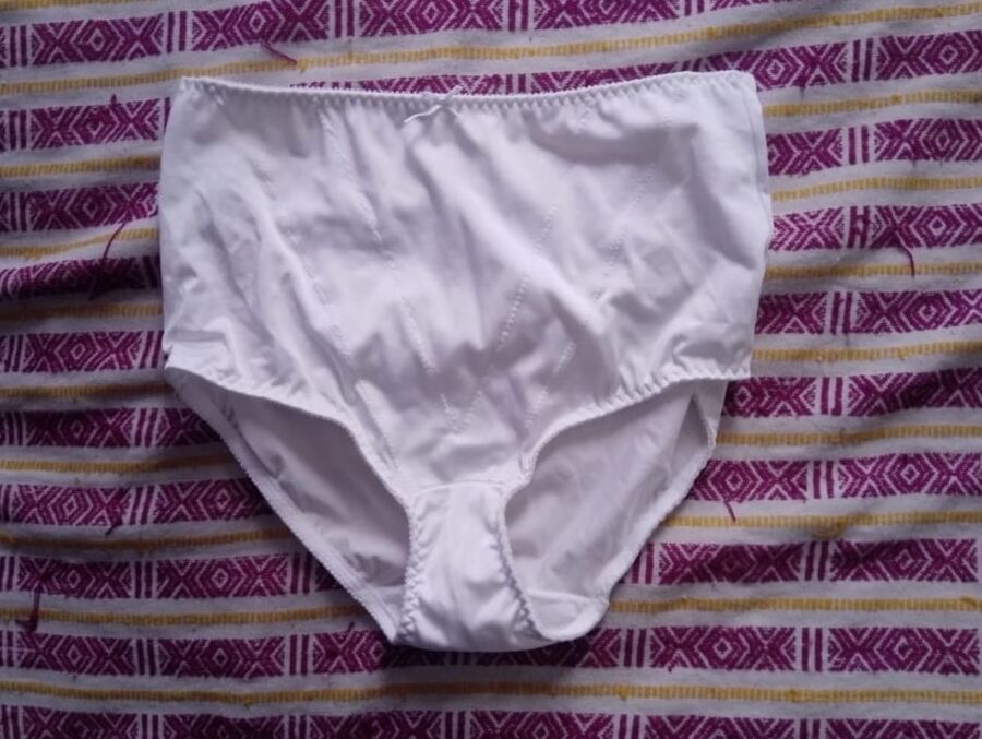 My aunt&;s panties ll