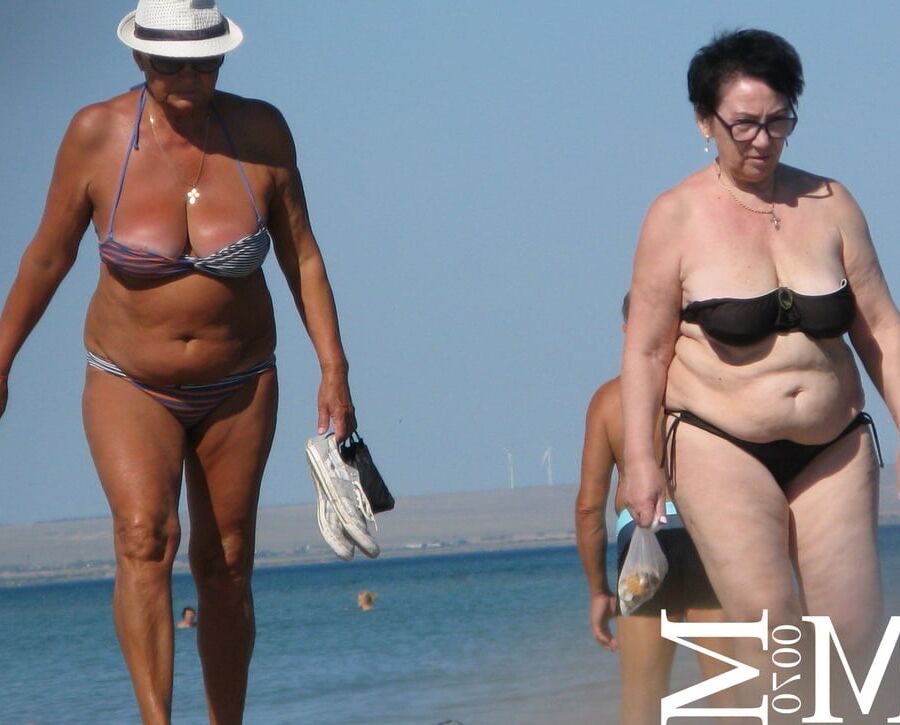 Huge Tits Milfs And Grannies