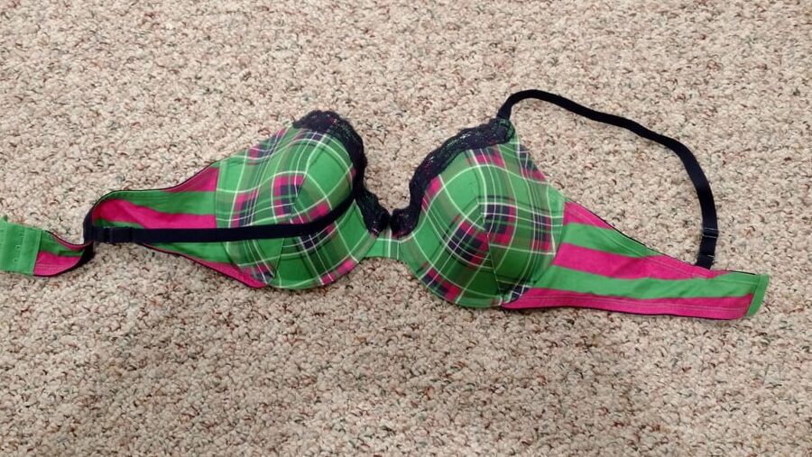 Wife&;s Cute Bras