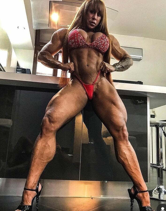 Barbara Muscle Slut Kommentare