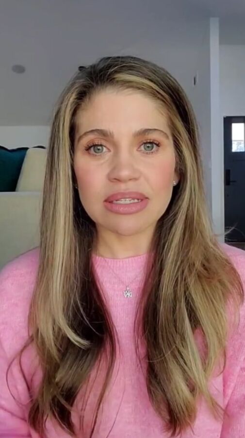 DICK SUCKING LIPS