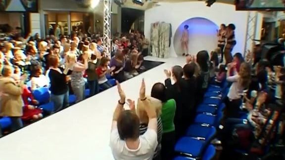 Jenny&;s Catwalk show